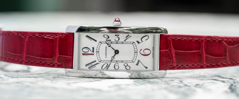 Cartier Tank Cintrée Montenapoleone фото
