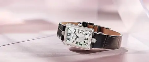 Frederique Constant: новинки коллекций Classics Heart Beat и Classics Art Déco Carrée фото
