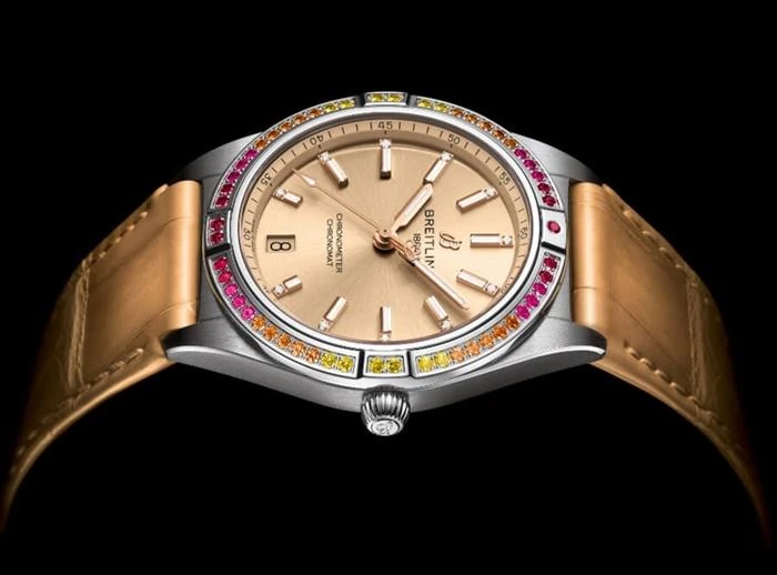 Breitling Chronomat Automatic 36 с золотисто-бежевым циферблатом