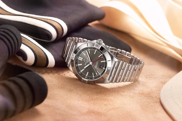 Chronomat Automatic GMT 40