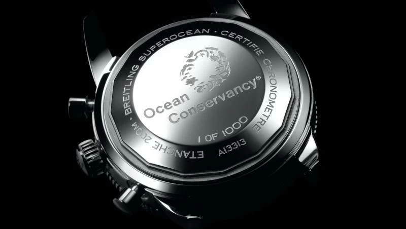 Задняя крышка Breitling Superocean Heritage A133131A1G1W1