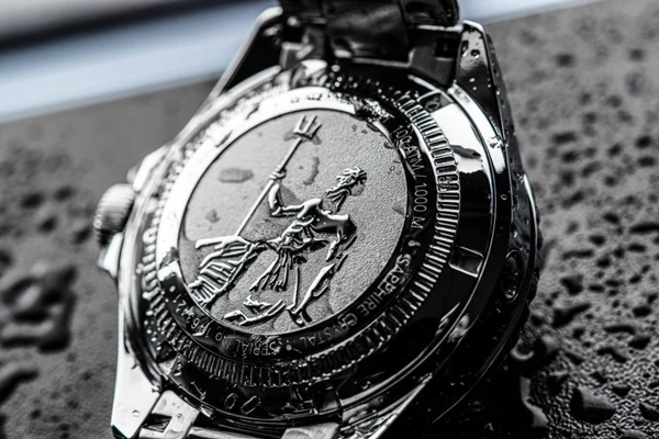 Edox: Neptunian Midnight Blue