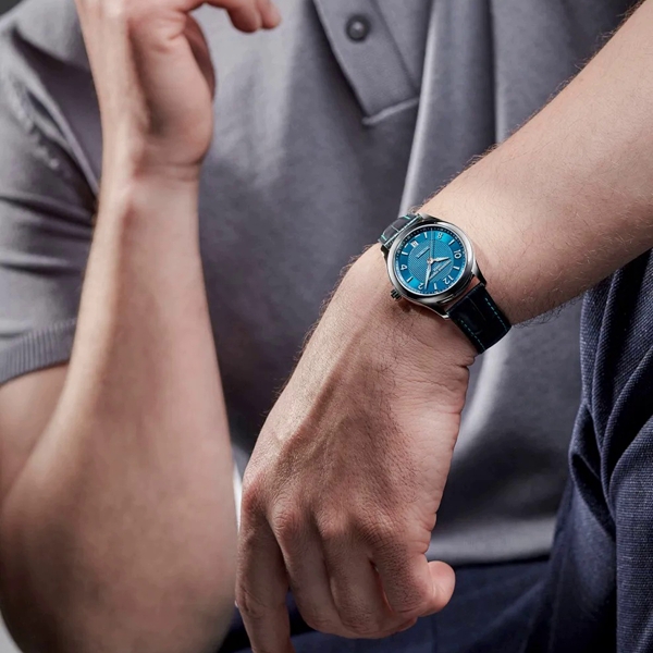 Frederique Constant Classics Runabout Automatic Blue Dial