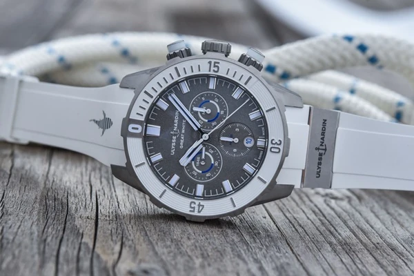 Ulysse Nardin Diver Chronograph Great White 44 mm